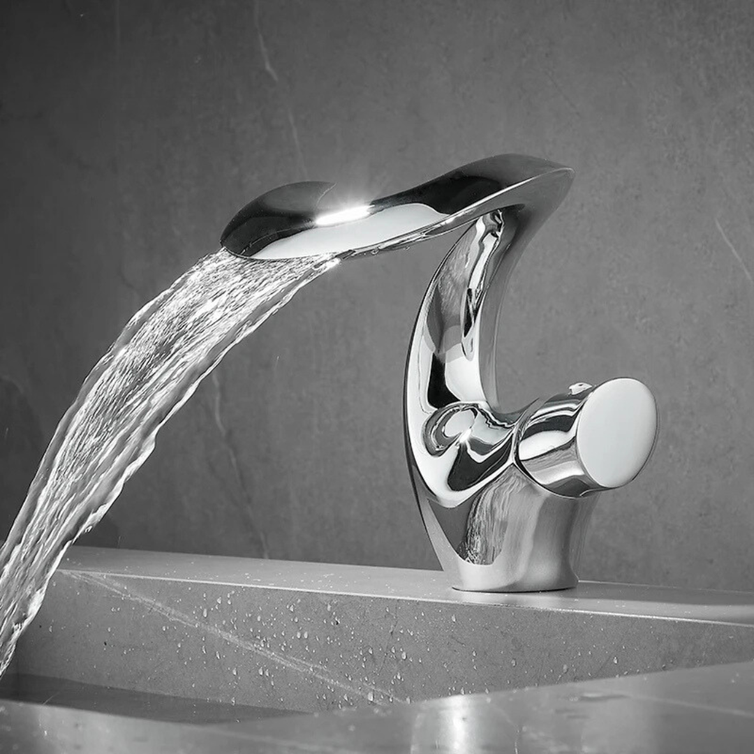 Torneira Misturador Monocomando de Banheiro Com Design Curvo Luxo