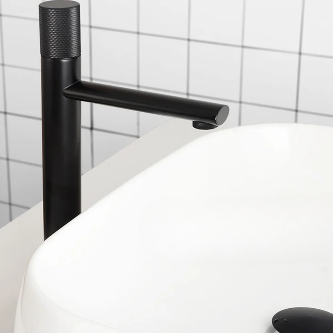 Torneira Misturador Monocomando Elegante para Lavatório - Preta
