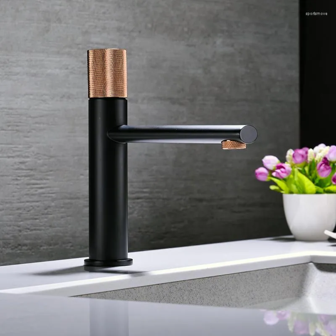 Torneira Misturador Monocomando Elegante para Lavatório - Preto com Rose