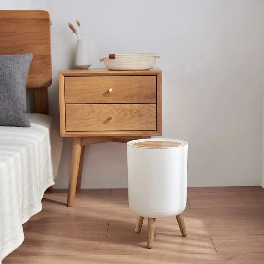 Ecobin Elegance: Lixeira Premium com Pedal e Tampa de Madeira Acessório003 Vitrine das Torneiras