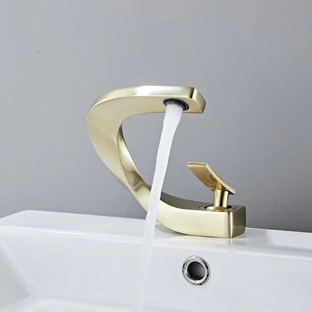 Torneira de Latão para Deck com Misturador de Água Quente e Fria Dourado Escovado Banheiros e Lavabos121 Vitrine das Torneiras