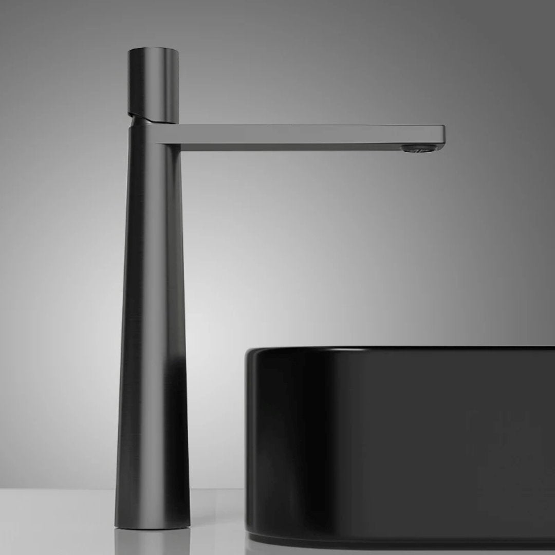 Torneira Elegance Steel Banheiro028 Vitrine das Torneiras Cinza Escovado Bica Alta