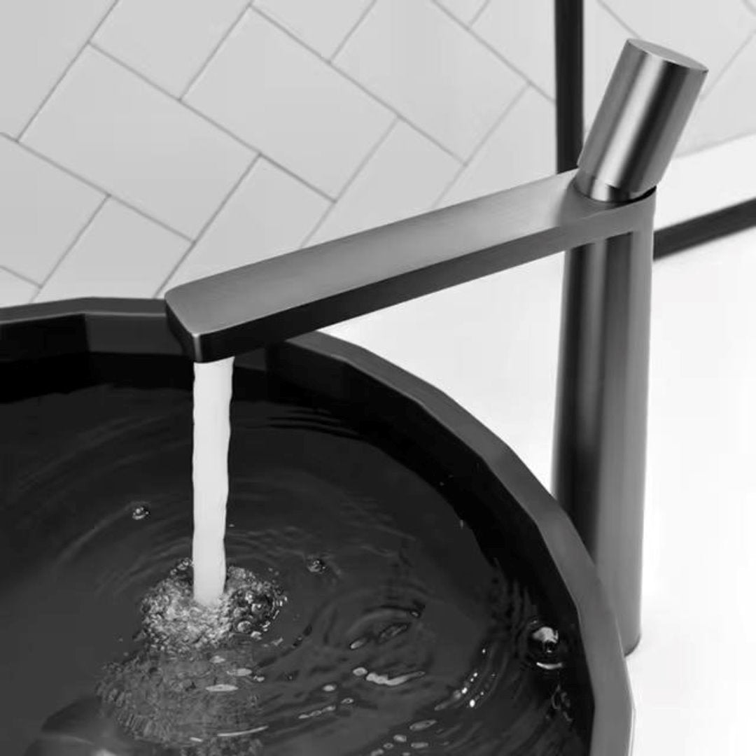 Torneira Elegance Steel - Cinza Escovado Banheiros e Lavabos196 Vitrine das Torneiras