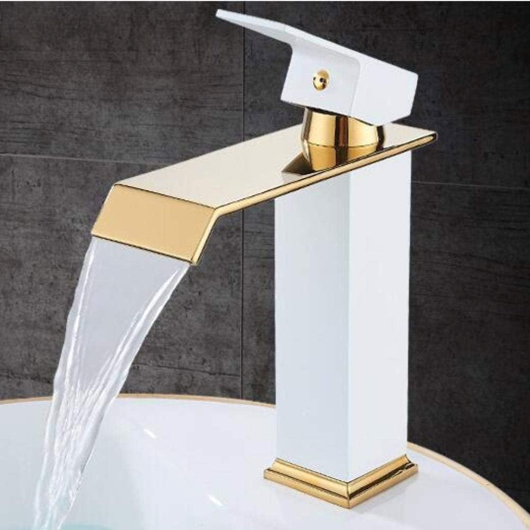 Torneira Elegante Branco e Dourado com Cascata para Banheiro Banheiros e Lavabos056 Vitrine das Torneiras