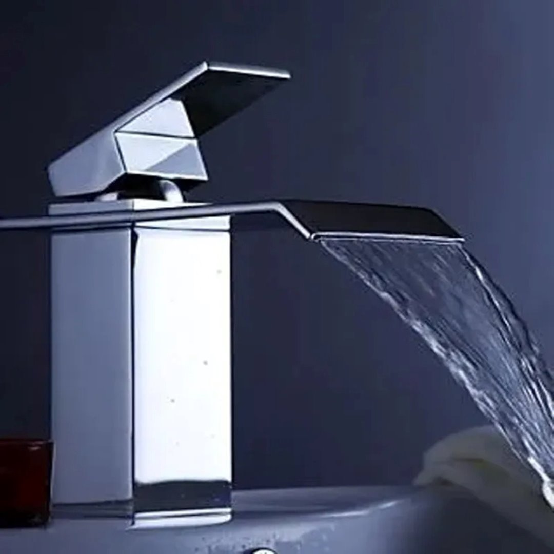 Torneira Misturador Cascata Monocomando Quadrada de Luxo Banheiro007 Vitrine das Torneiras