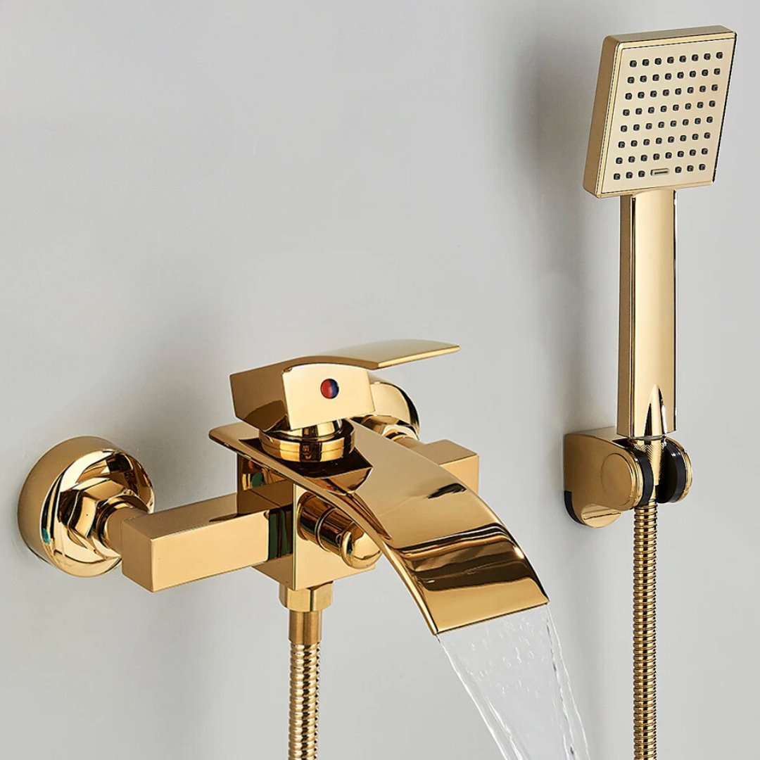 Torneira Monocomando Cascata para Banheiro com Ducha Quadrada - Dourada Banheiros e Lavabos076 Vitrine das Torneiras