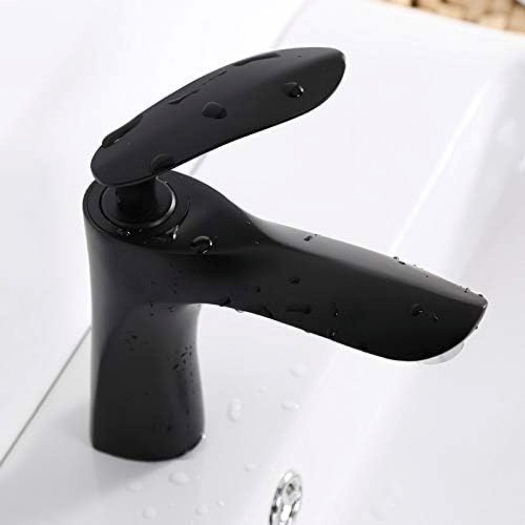 Torneira Monocomando Luxo Para Banheiro com Cascata 220V Preto Fosco Banheiros e Lavabos092 Vitrine das Torneiras